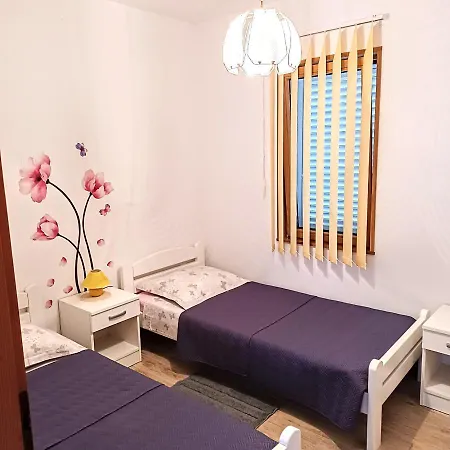 شقة Apartman Morska Rosa *