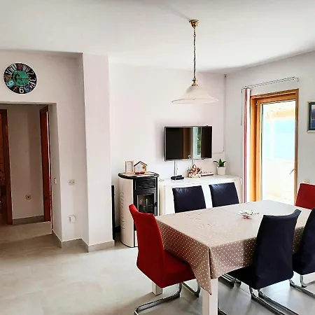 Apartamento Apartman Morska Rosa *