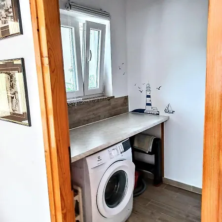 Apartman Morska Rosa * Sali